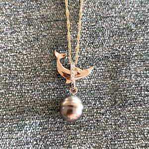 10K gold chain with gold dolphin pendant and Honora Pearl
